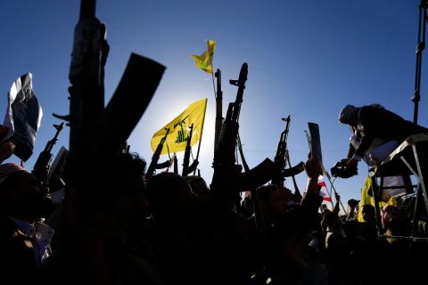 Israeli airstrike kills Hezbollah commander