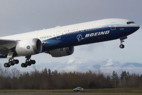 Boeing seeks $35 Billion cash supply amid ongoing crises