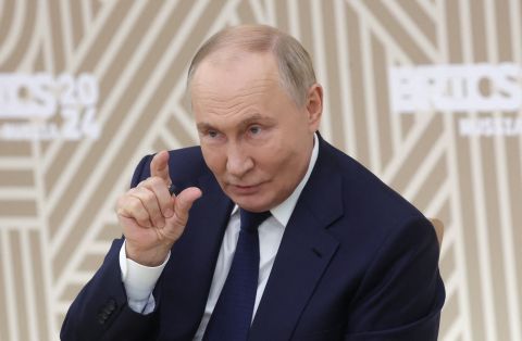 Putin advocates for two-state solution amid Gaza crisis