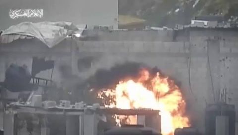 Al-Qassam destroys house occupied by Israeli forces in Jabalia