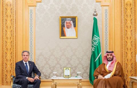 Blinken meets Saudi Crown Prince in Riyadh, advocates for Saudi-Israel normalization