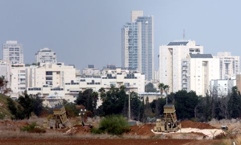 Israeli raid targets vehicle in Mazzeh area, Damascus