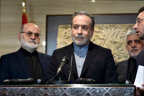 الملك عبدالله الثاني يؤكد وقوف الأردن المطلق مع لبنان