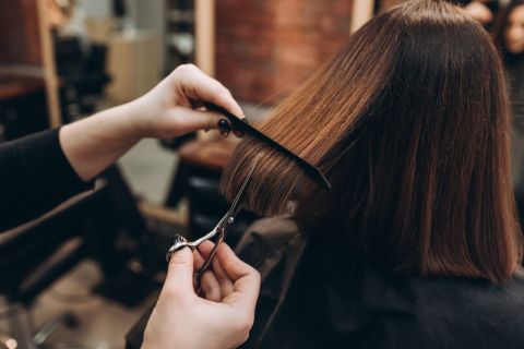 When are best days to cut hair in November 2024?