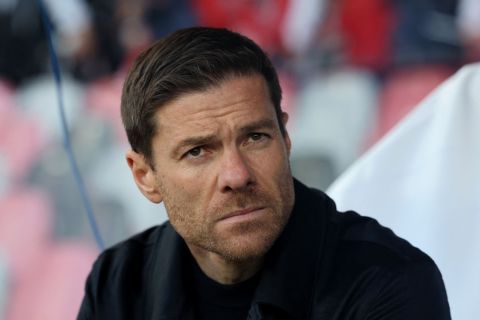 مانشستر سيتي ينافس ريال مدريد على توقيع تشابي ألونسو