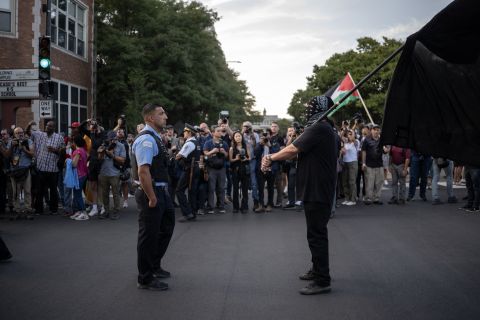 10 Israelis injured in Amsterdam clashes with Pro-Palestinian supporters after football Match