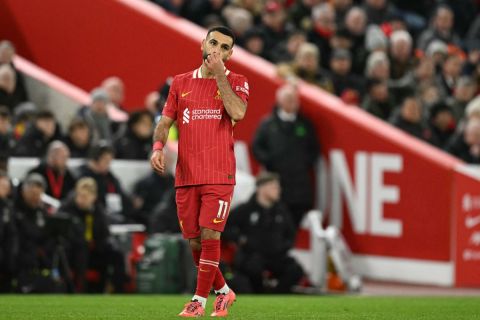 أبو تريكة يكشف كواليس مفاوضات صلاح مع ليفربول