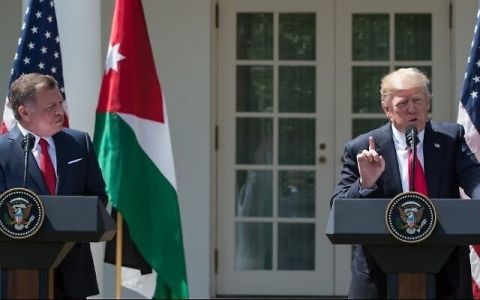 ترامب يقترح نقل أعداد كبيرة من أهالي غزة إلى الأردن