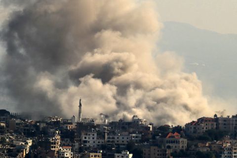 Israel violates ceasefire and strikes southern Lebanon