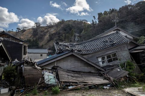 Tsunami alert issued after 6.9 magnitude earthquake strikes southwest Japan
