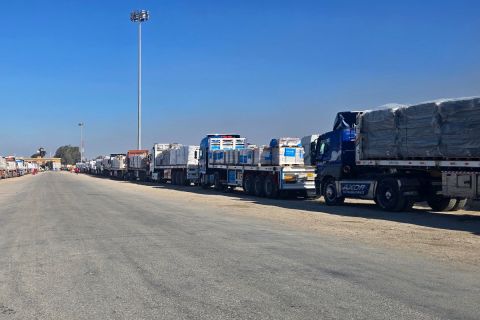 First aid trucks enter Gaza as part of ceasefire deal