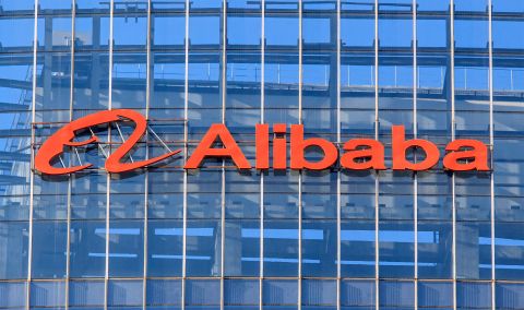 Alibaba launches new AI model, competing with DeepSeek