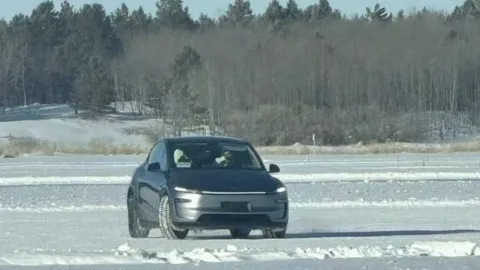 Tesla's new 2025 Model Y 'Juniper' leaked