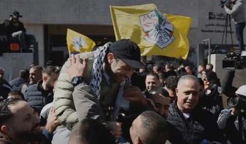 تحرير 369 أسيرا فلسطينيا ضمن اتفاق غزة (فيديوهات)