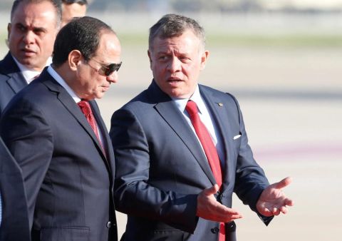 اتصال هاتفي بين الملك عبدالله الثاني والرئيس السيسي.. لبحث 