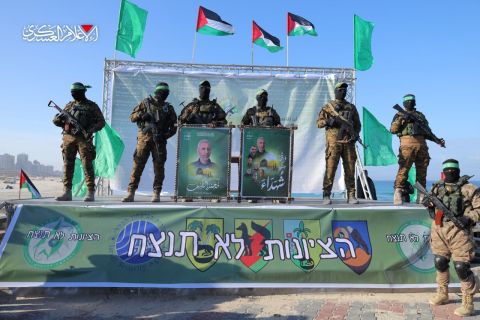 الرياض تمارس دورها التاريخي.. رفض مباشر لتصفية القضية الفلسطينية