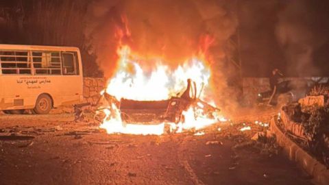 زيارة مفاجئة للشرع إلى مدينة إدلب.. وهذه مطالب السكان (فيديو)