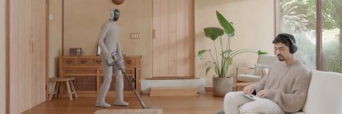 NEO Gamma: the humanoid robot that does all house chores and recharges itself
