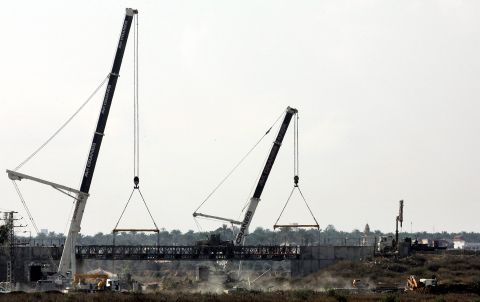 Hamas to release 6 Israeli prisoners, hand over 4 bodies