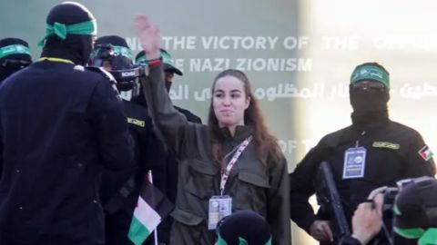 ظهور جديد للمجندة الإسرائيلية المحررة 