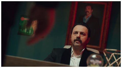 “الإمبراطور أعمى