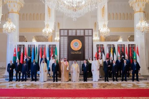 انطلاق أعمال القمة العربية الطارئة بالقاهرة