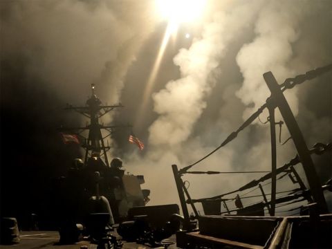 US continues offensive on Houthi positions in Yemen