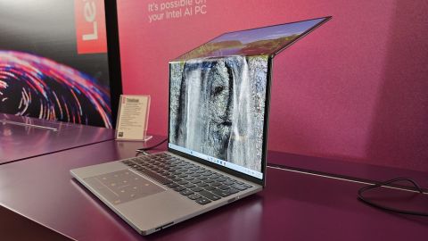 Lenovo tests laptops with solar power and foldable screens