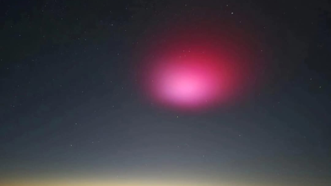 Photos: Strange red cloud spotted in Egypt