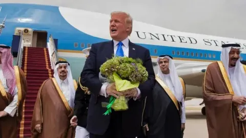 تفاؤل بنجاح زيارة ترامب المقبلة إلى السعودية.. هل يتكرر السيناريو؟