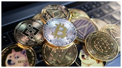 أسعار العملات المشفرة مقابل الدولار