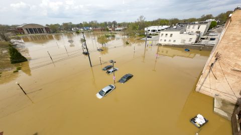 Severe floods kill tens of people in the US