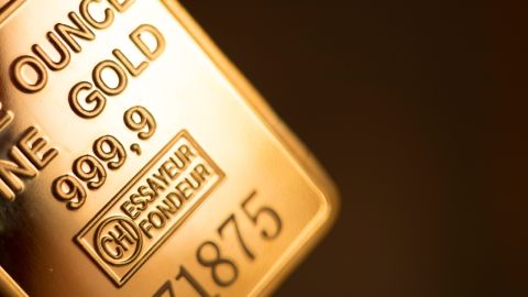 أسعار الذهب تصل إلى القمة 