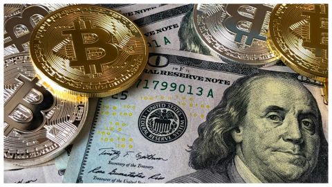 أسعار الذهب تلمع في ظل القلق من مشروع قانون ترامب