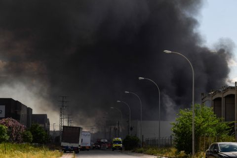 Massive explosion at chemical plant near Spain’s Seville sparks toxic smoke alert