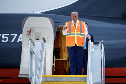 Trump could accept $400 million plane gift from Qatar