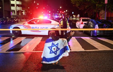 Elias Rodriguez arrested for killing 2 Israeli Embassy staff members
