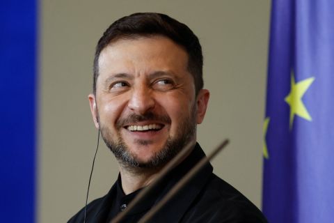 Russia confirms preparations for Trump-Putin summit as Zelensky urges direct talks