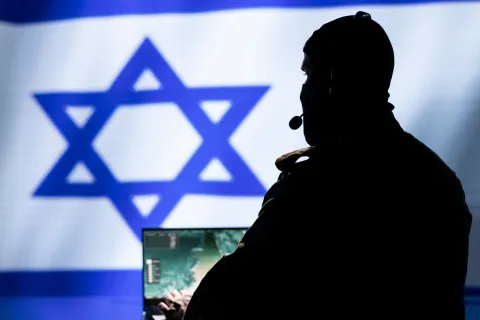 20 مكالمة تهديد.. كيف سعى الموساد هز إيران؟