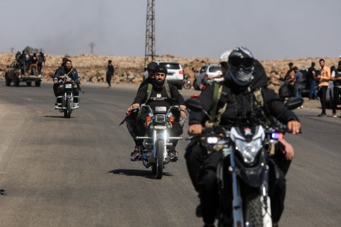 Israeli Druze storm border to aid Syrian kin — IDF steps in