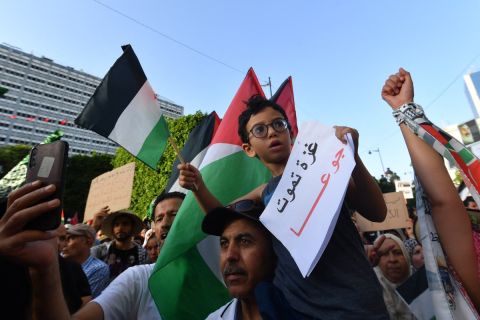 Gaza: 76 children died of starvation