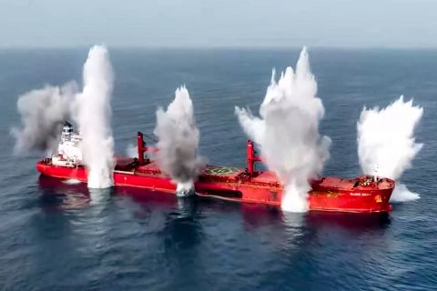 Israel struck Hodeida port in Yemen