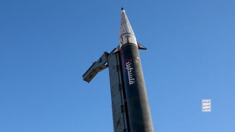 Houthis launch hypersonic missile targeting Ben Gurion airport in Tel Aviv