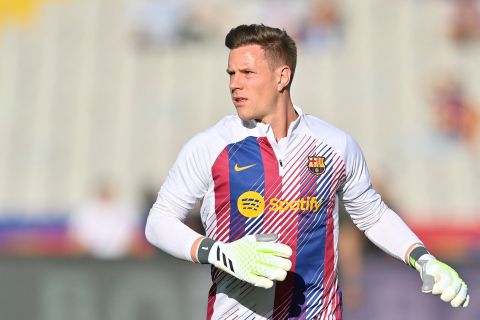 من التجديد إلى التمرّد..كيف تحولت علاقة برشلونة وتير شتيغن إلى حرب مفتوحة؟