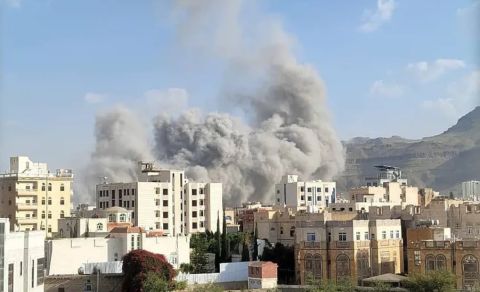 صافرات الإنذار.. سكان تل أبيب يهرعون إلى الملاجئ