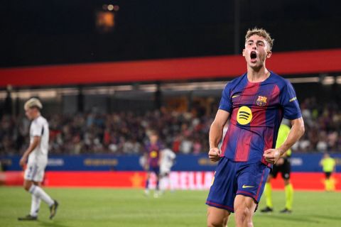 فيرمين لوبيز يكشف كواليس بقائه في برشلونة