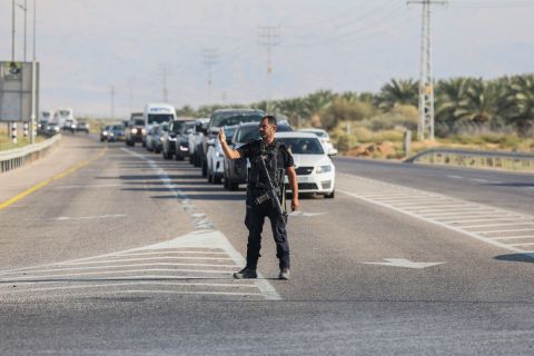 Israel closes King Hussein Bridge, passengers return to Jordan