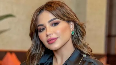 نهى نبيل تشعل السوشال ميديا بإعلانها لحملها الخامس بإطلالة بيضاء