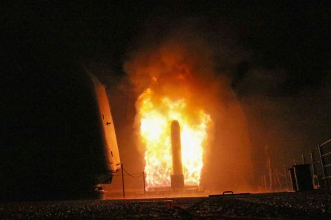 White house pulls back: Trump freezes tomahawk deal after Moscow’s nuclear threats