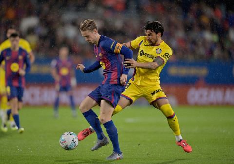 الانتظار انتهى: برشلونة يعلن رسمياً تجديد عقد فرينكي دي يونغ حتى 2029